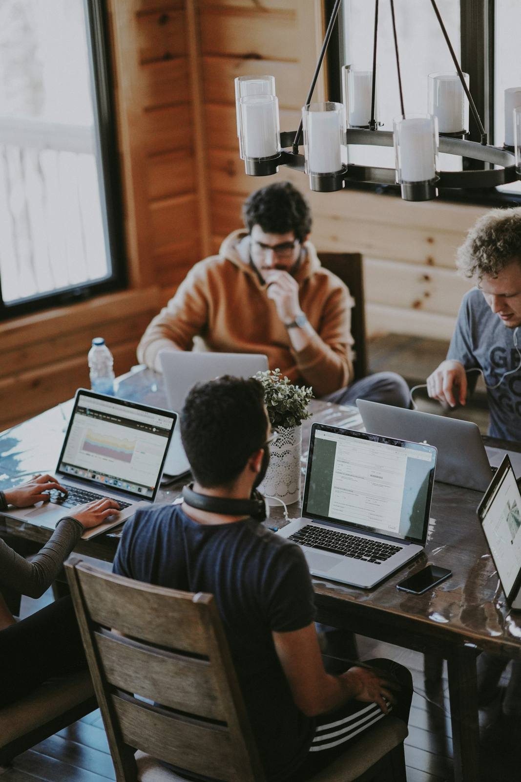 Leadership conversation in a bright office