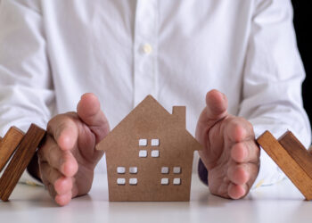 Trust in business, trust in business growth, leadership trust, professional credibility, client trust, business relationships, professional entrepreneurs